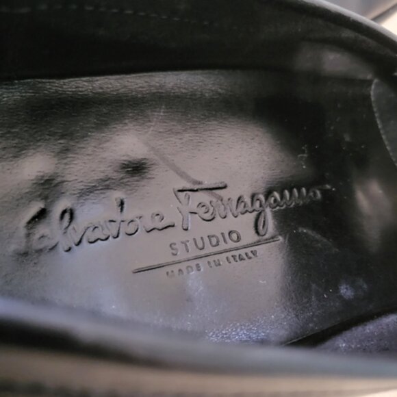 Salvatore Ferragamo Shoes Mens Size 10.5 Leather Loafers Gancini Bit Slip Italy